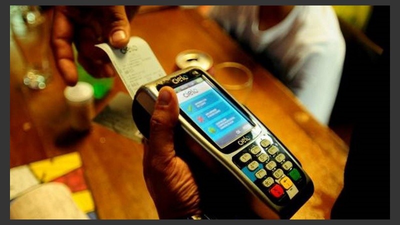 Una de las modalidades de fraude es el skimming, también conocido como clonación de tarjetas de crédito o débito.