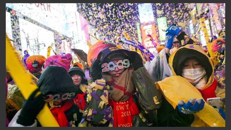 El Times Square de Nueva York a pleno en los festejos de Año Nuevo.