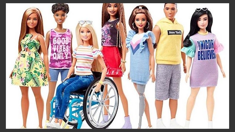 En 2017, Mattel presentó a la primera Barbie en usar un hiyab. 