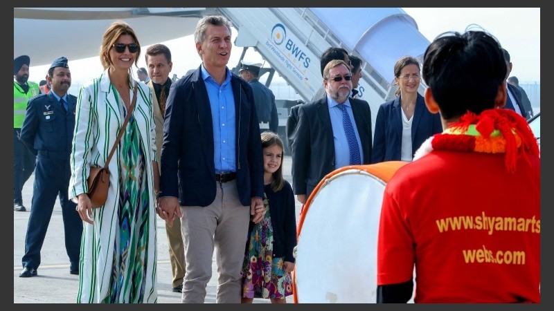 El presidente Mauricio macri arribó a Nueva Dehli acompañado de la primera dama, Juliana Awada.