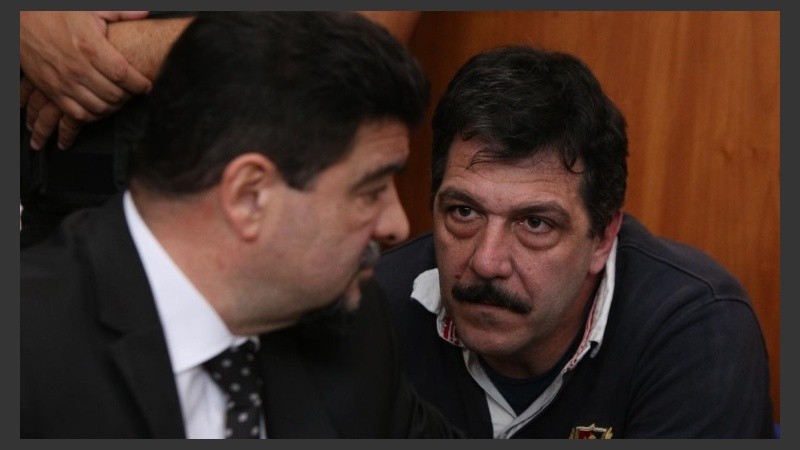 Strumia y su abogado Fernando Sirio durante el juicio. 