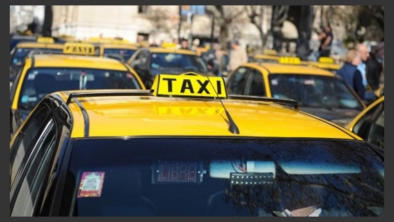 Las nuevas tarifas de taxis entran en vigencia este martes. 