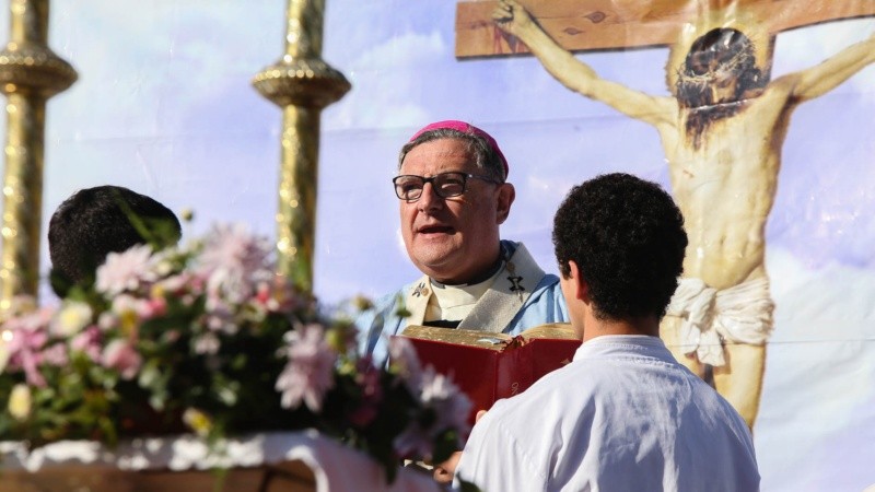 La denuncia es contra Martín y contra el arzobispo de Santa Fe, Sergio Fenoy. 