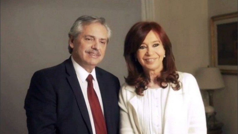 Alberto Fernández y Cristina Kirchner cumplieron con el trámite ante la Oficina Anticorrupción.