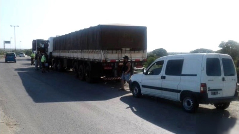 El camión fue detenido en un operativo coordinado en Entre Ríos.