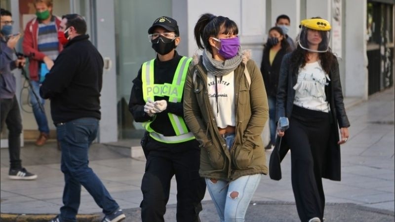 El uso del barbijo llegó para quedarse. 