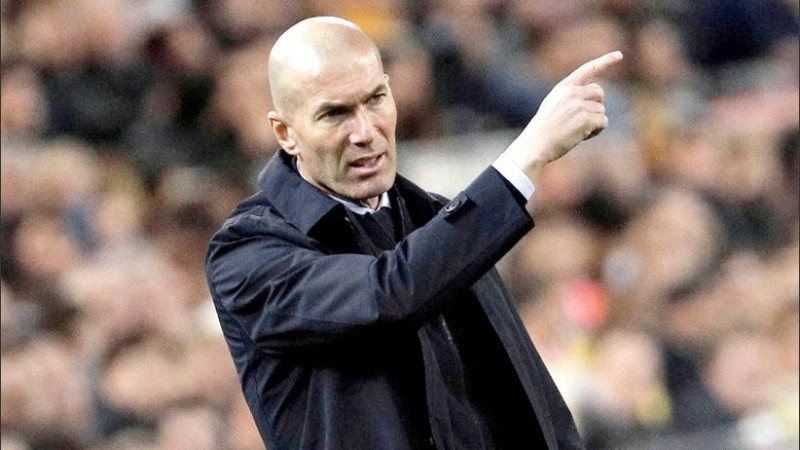 De comprobarse la infracción de Zinedine Zidane, la multa estipulada por el Ministerio del Interior es de 1500 euros.