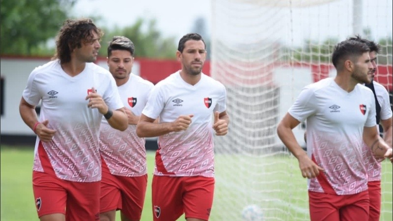 Maxi Rodríguez encabeza el trabajo del equipo leproso.