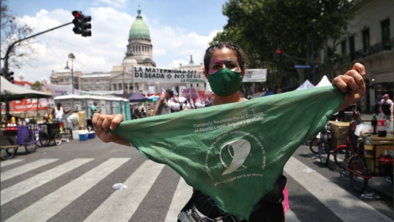 La espera del sector verde de la histórica votación por el aborto. 