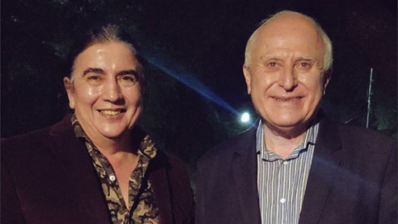 Lifschitz junto al popular cantante de cumbia santafesina Mario Pereyra