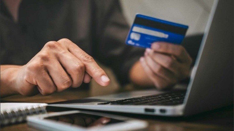 El evento reúne a empresas y tiendas online de distintos rubros.
