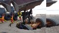 Se hundió otra parte del muelle del Puerto de Rosario y suspenden a mil trabajadores: el video