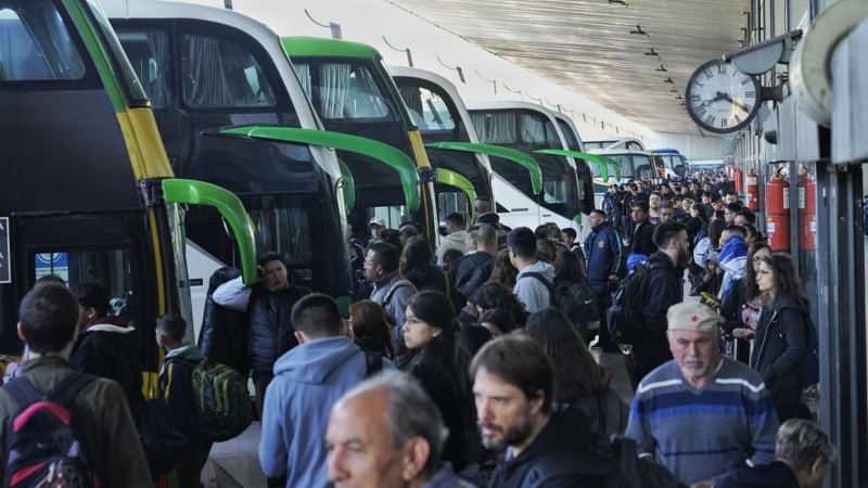 Cuáles son los alcances de la desregulación del transporte de media y larga distancia.