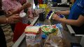 Una familia necesitó $1.128.398 para no ser pobre en junio: los productos que más subieron