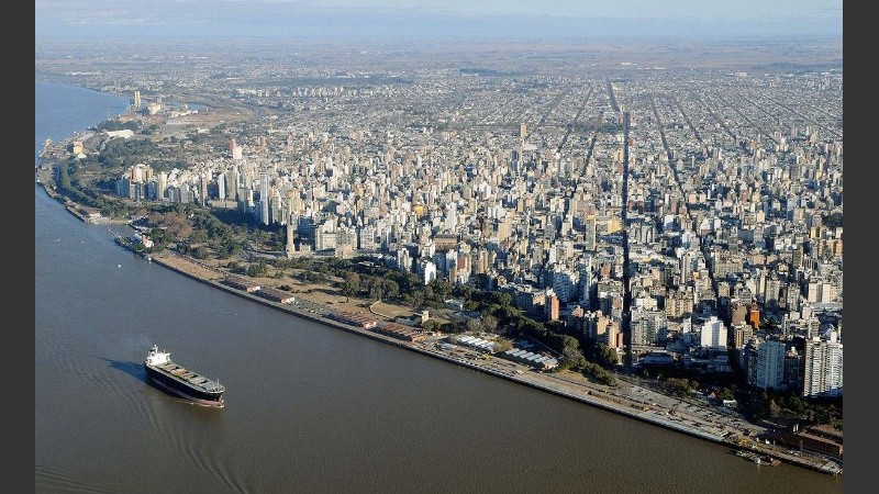 La hidrovía es la principal ruta de salida de las exportaciones agroindustriales argentinas