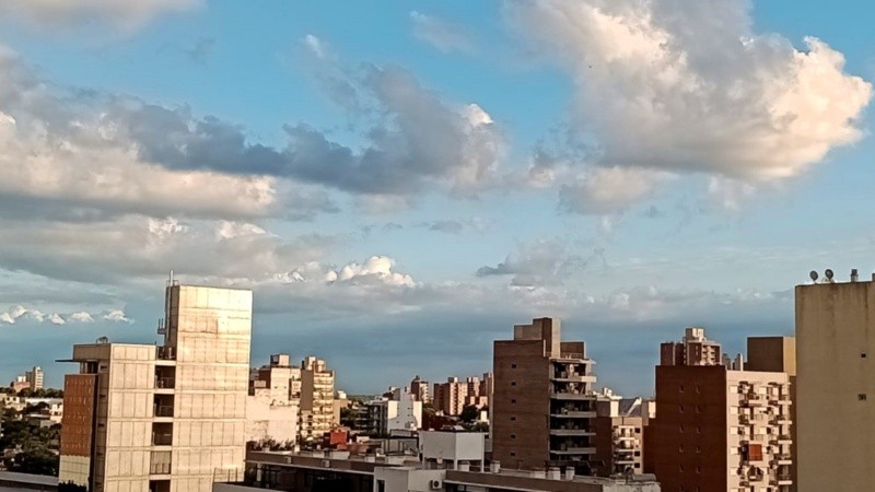 El cielo ya comenzó a abrirse este mismo miércoles y vuelve el verano con todo.