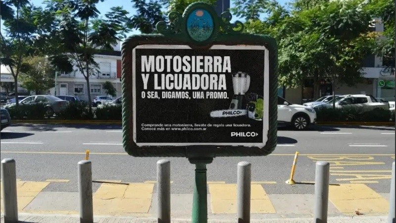 La publicidad se vio tanto en las calles de la ciudad de Buenos Aires, como así también en el sitio web.