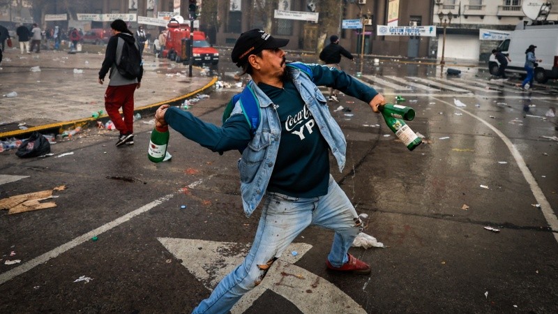 Los detenidos corrieron diversa suerte este viernes por la noche.