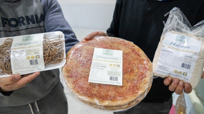 Además de harina agroecológica, producen fideos y prepizzas.