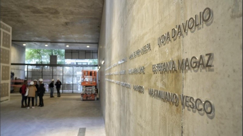 En el lugar del edificio se construyeron dos torres