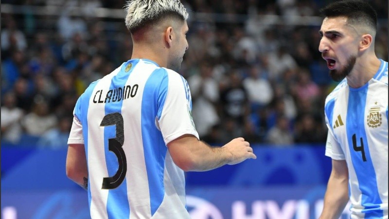 Argentina eliminó a Francia y ahora jugará la final del Mundial de Futsal con Brasil.