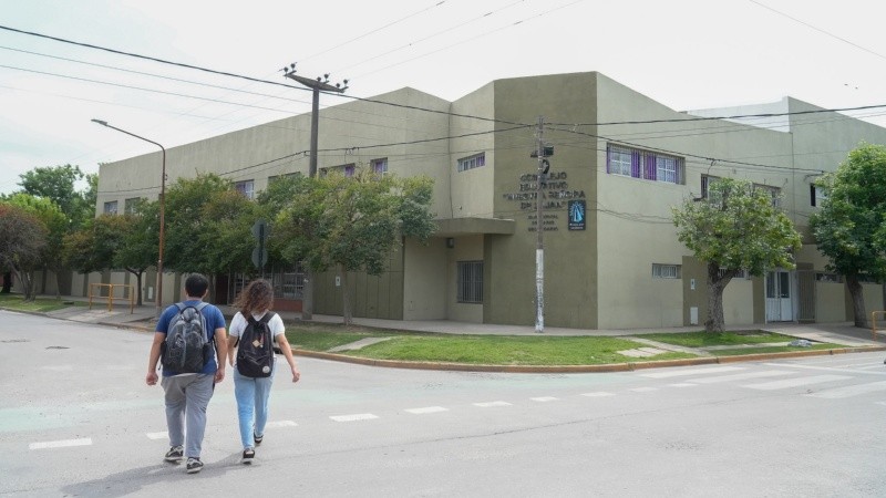 Nuestra Señora del Luján, en Pérez, es la cuarta escuela en producir repelentes naturales.