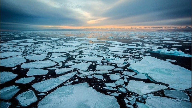 La principal causa del cambio climático es la generación de energía a partir de combustibles fósiles.