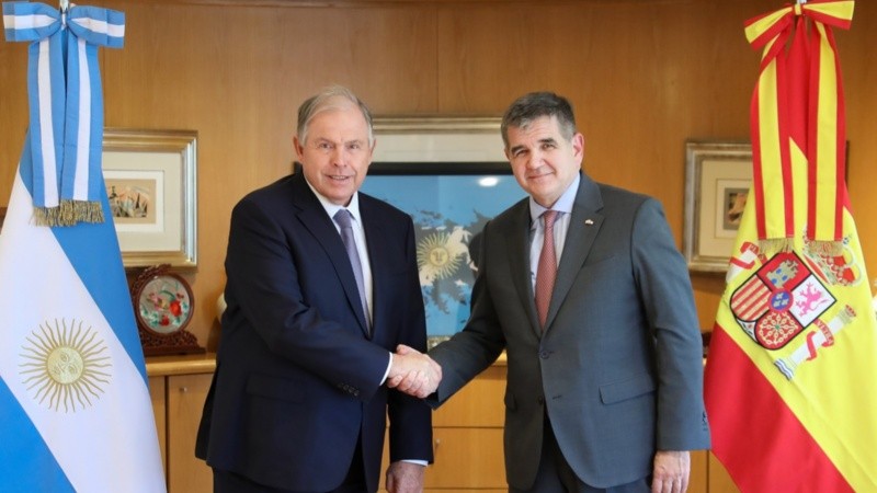 El canciller recibió este lunes al nuevo diplomático.