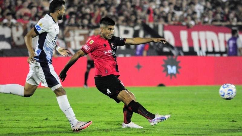 Lollo fue uno de los debutantes con la comiseta rojinegra.