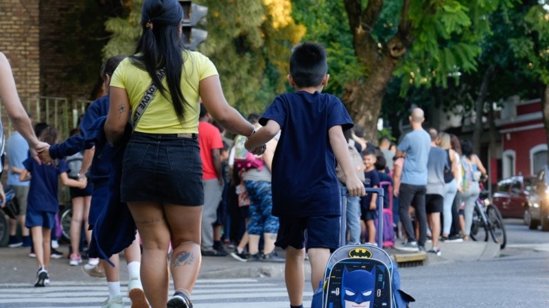 La recomendación es ir preparando de a poco el regreso a clases.