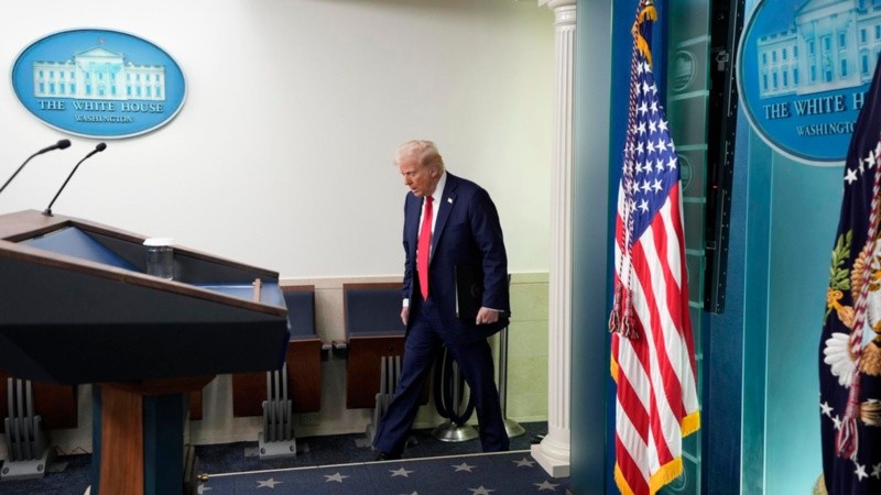 Trump este jueves en conferencia de prensa.