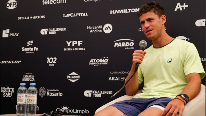  “Peque” Schwartzman durante la conferencia de prensa de este lunes a la tarde.