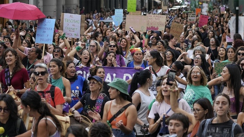 Con un clima más amigable, las mujeres protagonizan su ya tradicional movilización.