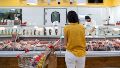 El consumo masivo cayó 3,2% en mayo a pesar de que la inflación se desacelera