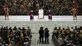 El Papa les habló a periodistas y los exhortó a terminar con la "guerra" de las palabras.