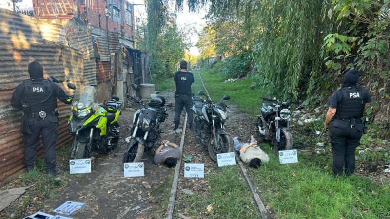 Las cuatro motos que tenían pedido de captura activo por robo.