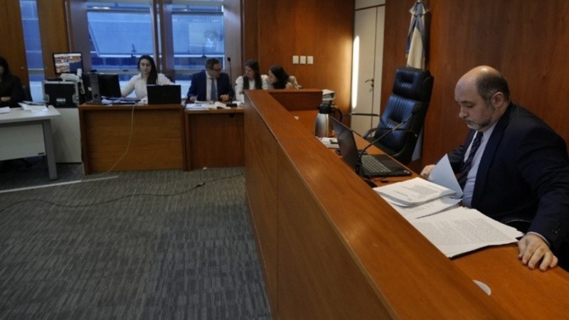 El juez Pérez Urecchu, a cargo del debate.