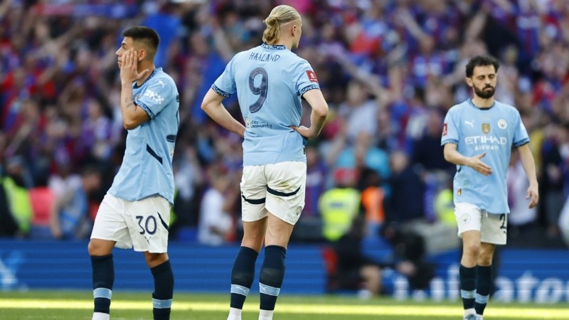 El Diblito, Haaland y Bernardo Silva no lo pueden creer.