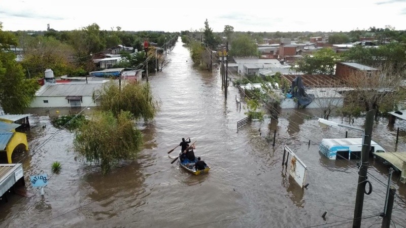 uadas por el fuerte temporal que azotaba varias localidades de la provincia de Buenos Aires.