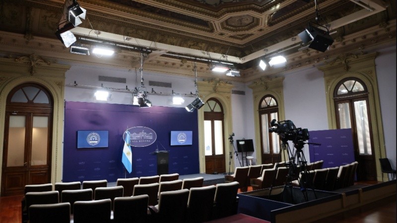 El Gobierno cambió los requisitos para acreditar periodistas en Casa Rosada.