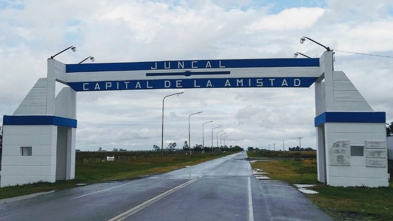 El crimen conmocionó a la pequeña comuna ubicada a 100 kilómetros de Rosario.