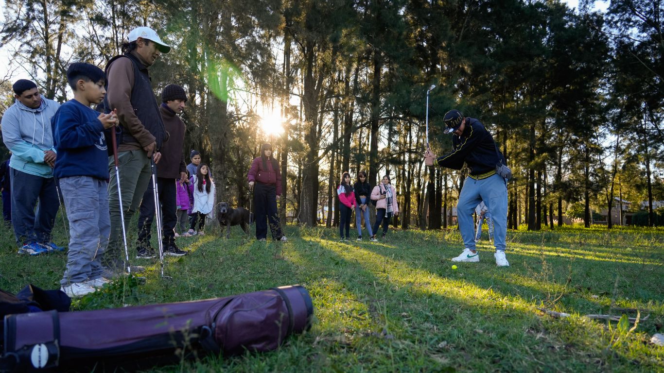 El barrio de Rosario en donde el golf es (casi) tan popular como el fútbol
