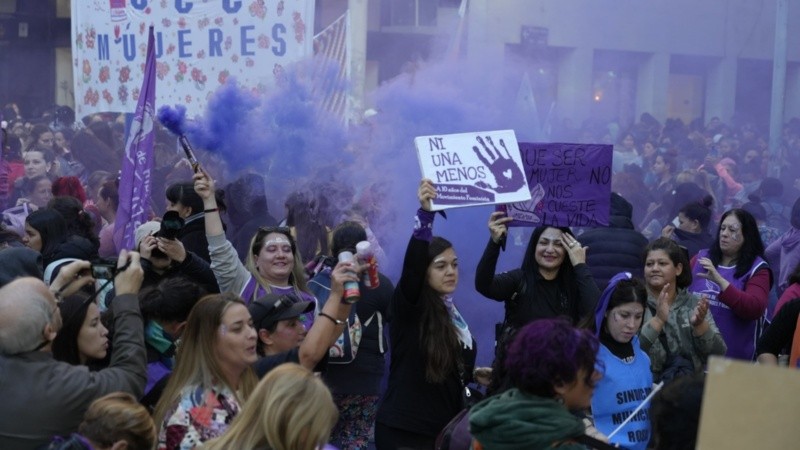 La marcha de Ni una menos en el centro de Rosario.