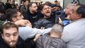 Juan Grabois fue detenido durante el desalojo del Instituto Juan Perón: "Meteme preso Milei, pero la bandera argentina no me la sacás"