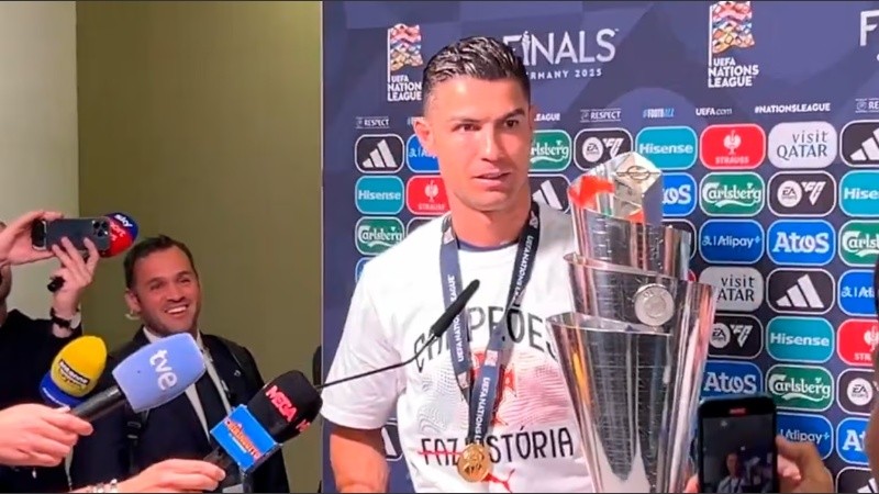 En la zona de prensa no pudo escapar ante la pregunta de su posible llegada al River de Gallardo.