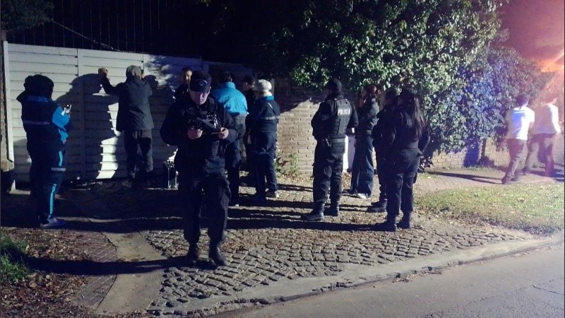 El evento se organizó con venta de entrada previa y en el lugar también hubo barra con expendio de alcohol.