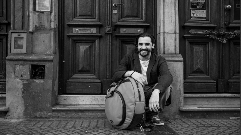 Mangini presentará su nuevo trabajo junto a Matías Dabanch en piano, Maia Korosec en contrabajo yen guitarra Ivo Mazzeo.