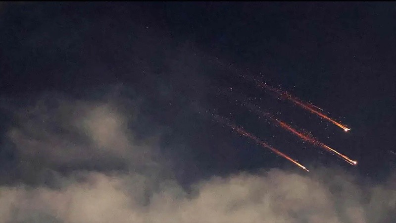 Irán respondió con misiles al ataque de Israel.
