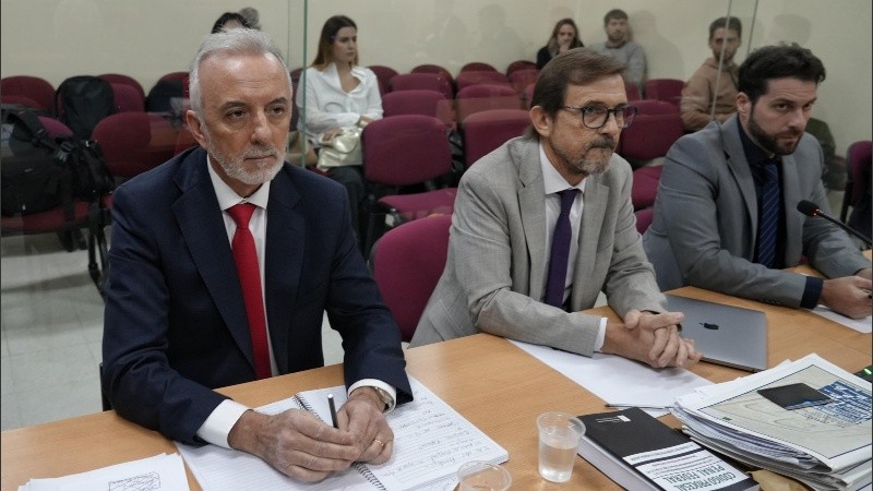 Bailaque está al borde de la suspensión y enjuiciamiento.
