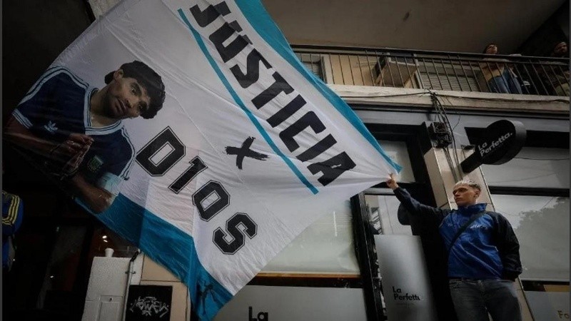 El juicio anterior fue suspendido porque Makintach protagonizaba una producción audiovisual relacionada con el caso.